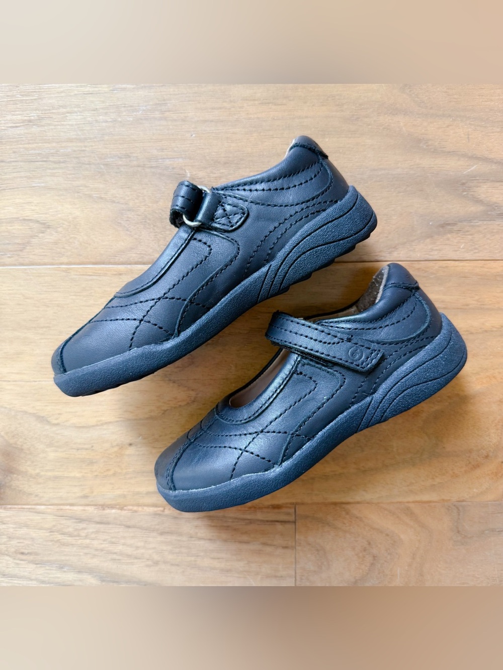 Like New Stride Rite Girls' Claire Mary Jane Shoes, Size 8.5, Great Condition!! - Picture 4 of 7